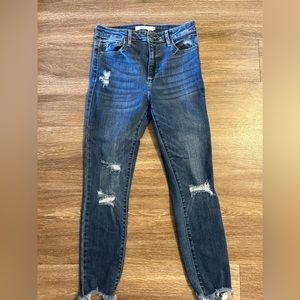 Skinny Jeans with rips